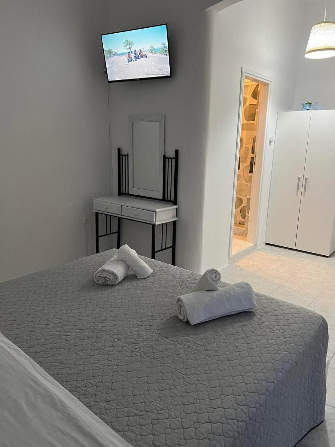 Zolfo Antico Beach Apartment Perissa Eksteriør bilde
