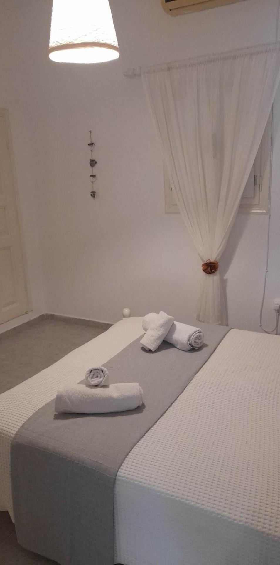 Zolfo Antico Beach Apartment Perissa Eksteriør bilde